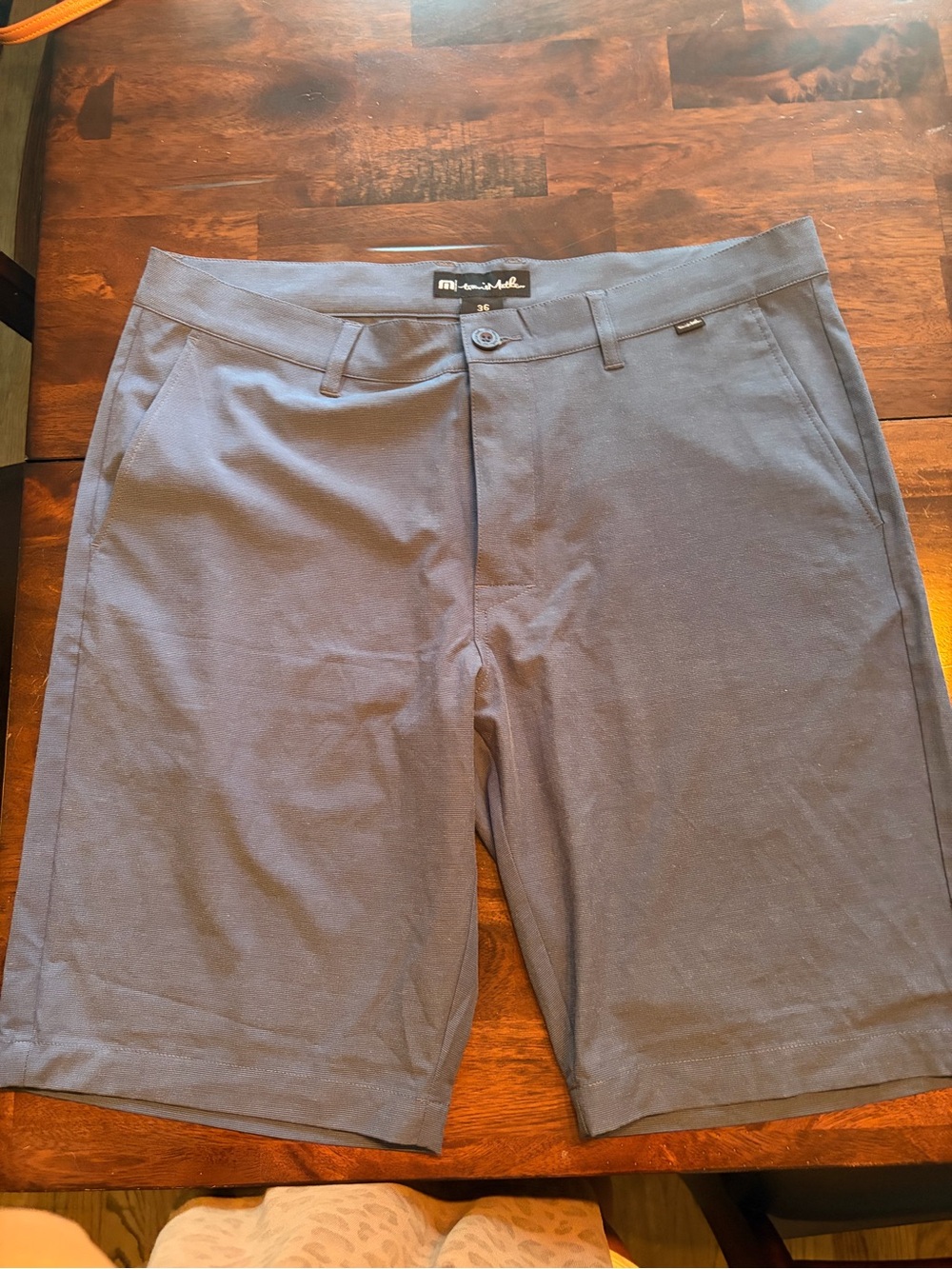 Travis Mathew Men’s Size 36 Golf/Performance Shorts Blue/Gray Stretch